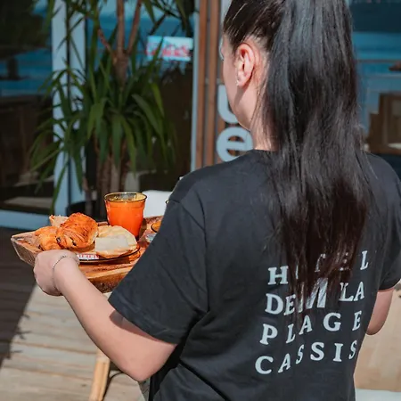 De La - Mahogany Hotel Cassis